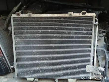 Радиатор кондиционера Мерседес е280 2.0 — 2.8 за 20 000 тг. в Алматы