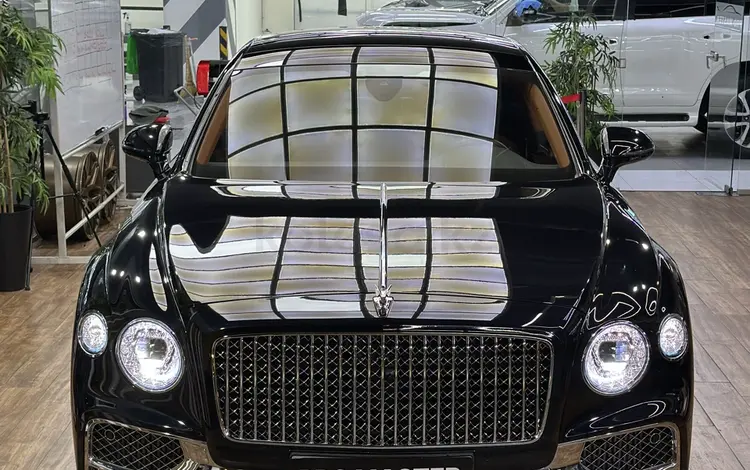 Bentley Flying Spur 2022 года за 200 000 000 тг. в Алматы