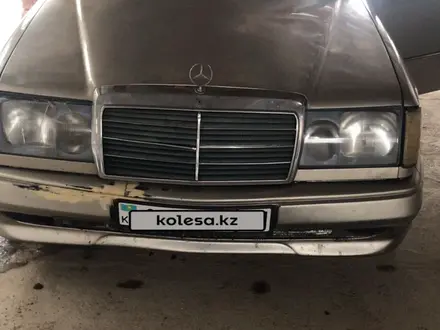 Mercedes-Benz E 280 1994 года за 900 000 тг. в Алматы – фото 4