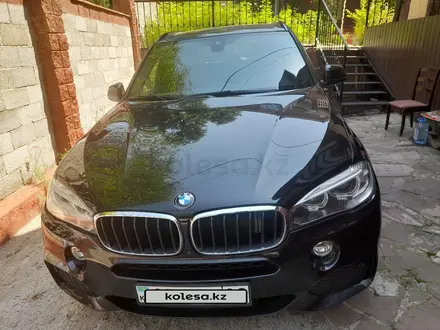 BMW X5 2018 года за 23 000 000 тг. в Алматы – фото 4