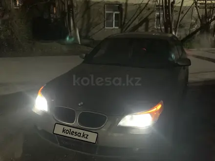 BMW 525 2003 года за 5 400 000 тг. в Шымкент – фото 3