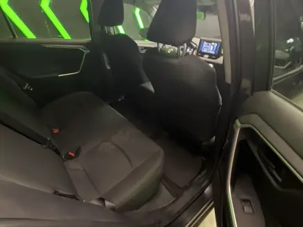 Toyota RAV4 2020 года за 11 800 000 тг. в Астана – фото 12