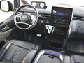 Hyundai Staria Luxe 2023 года за 18 500 000 тг. в Алматы – фото 42