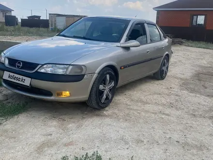 Opel Vectra 1997 года за 1 670 000 тг. в Актобе – фото 3