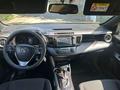 Toyota RAV4 2018 года за 9 800 000 тг. в Алматы – фото 14