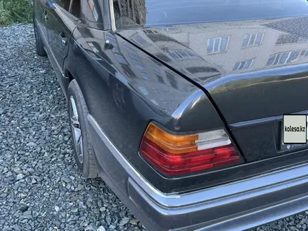 Mercedes-Benz E 260 1990 года за 1 700 000 тг. в Павлодар – фото 2