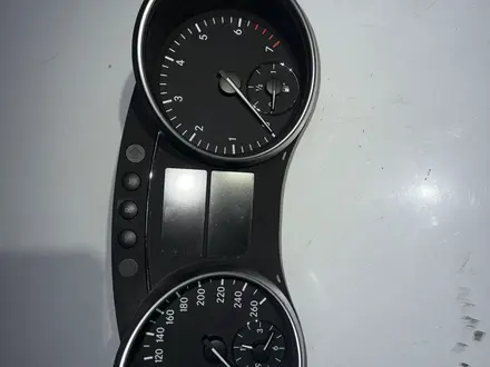 Щиток ML350 GL500 X164 за 33 000 тг. в Алматы