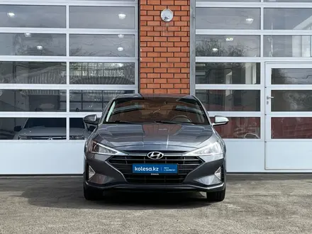 Hyundai Elantra 2019 года за 8 520 000 тг. в Актобе – фото 2