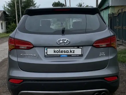 Hyundai Santa Fe 2012 года за 9 000 000 тг. в Алматы – фото 3
