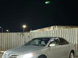 Toyota Camry 2010 года за 4 200 000 тг. в Атырау – фото 4