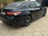 Toyota Camry 2018 годаүшін9 000 000 тг. в Актау – фото 2