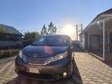 Toyota Sienna 2013 годаүшін14 909 000 тг. в Актобе – фото 4