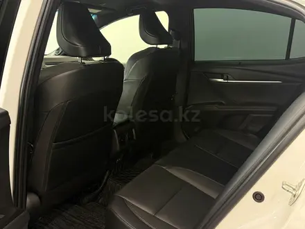 Toyota Camry Luxe 2024 года за 20 900 000 тг. в Астана – фото 11