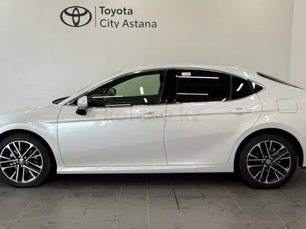 Toyota Camry Luxe 2024 года за 20 900 000 тг. в Астана – фото 3