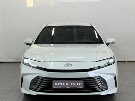 Toyota Camry Luxe 2024 года за 20 900 000 тг. в Астана – фото 5