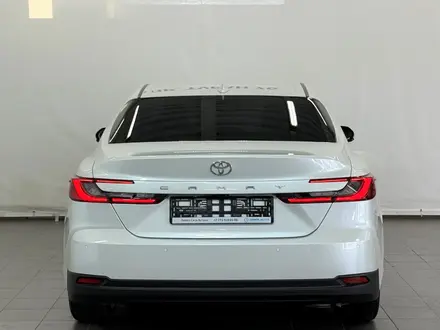 Toyota Camry Luxe 2024 года за 20 900 000 тг. в Астана – фото 4