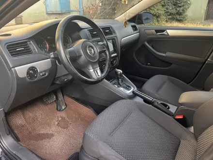 Volkswagen Jetta 2011 года за 3 300 000 тг. в Алматы – фото 9