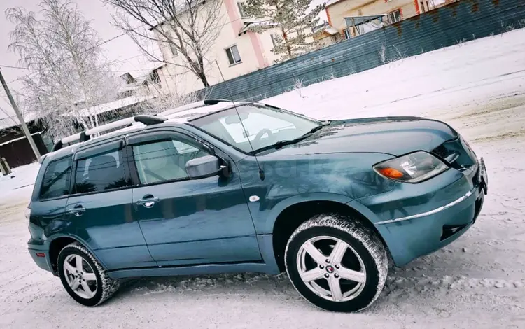 Mitsubishi Outlander 2003 годаfor4 100 000 тг. в Астана