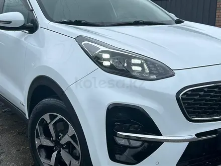 Kia Sportage 2020 года за 10 200 000 тг. в Усть-Каменогорск – фото 2