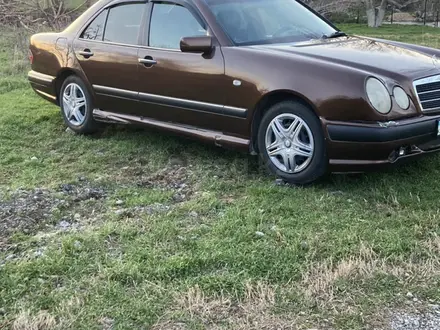 Mercedes-Benz E 280 1996 года за 2 800 000 тг. в Шымкент – фото 5