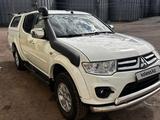 Mitsubishi L200 2014 года за 8 000 000 тг. в Астана – фото 2