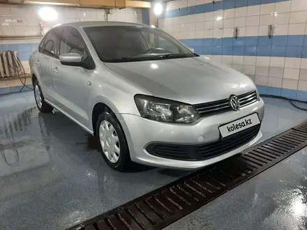 Volkswagen Polo 2012 года за 3 990 000 тг. в Астана – фото 2