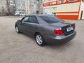 Toyota Camry 2004 года за 7 300 000 тг. в Актобе – фото 6