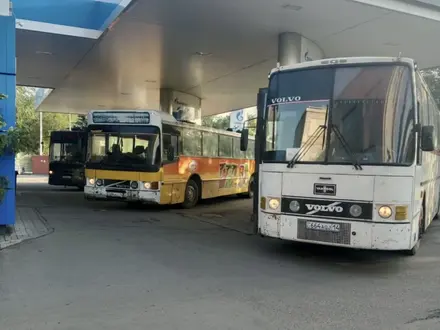 Volvo  B10 Series 1992 года за 18 000 000 тг. в Павлодар