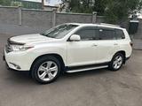 Toyota Highlander 2013 года за 14 300 000 тг. в Алматы – фото 4