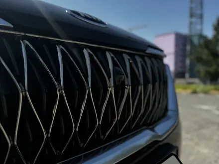 Kia Carnival 2022 года за 21 000 000 тг. в Шымкент – фото 20