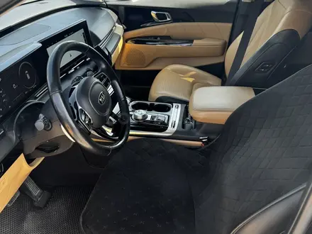 Kia Carnival 2022 года за 21 000 000 тг. в Шымкент – фото 22