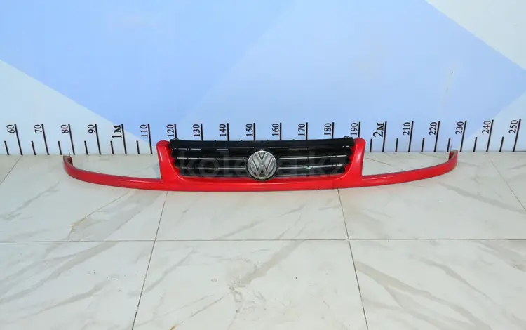 Решетка радиатора Volkswagen Passat B4 за 16 000 тг. в Тараз