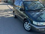 Mitsubishi Space Runner 1998 годаfor2 250 000 тг. в Алматы – фото 2