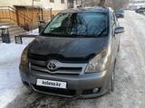 Toyota Corolla Verso 2004 годаүшін4 700 000 тг. в Алматы – фото 2