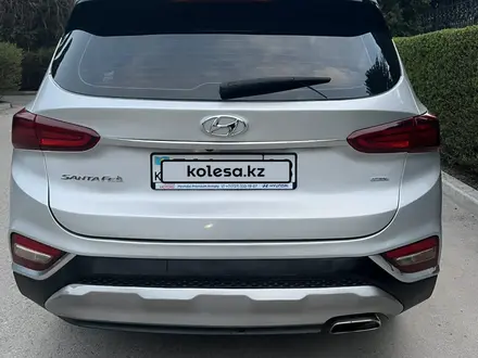 Hyundai Santa Fe 2019 года за 11 500 000 тг. в Алматы – фото 10