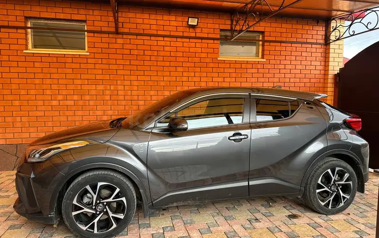 Toyota C-HR 2019 года за 11 000 000 тг. в Актобе