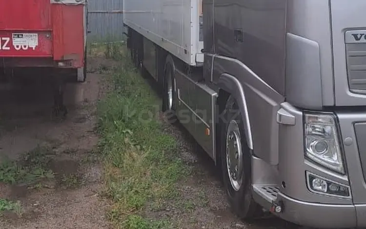 Volvo  FH 2011 года за 48 000 000 тг. в Алматы