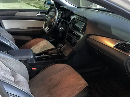 Hyundai Sonata 2017 года за 6 600 000 тг. в Шымкент – фото 13