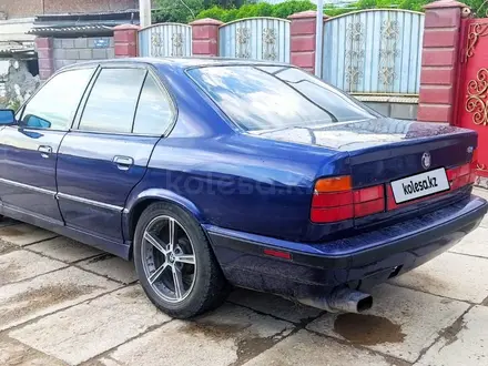 BMW 520 1990 года за 1 700 000 тг. в Шу – фото 18