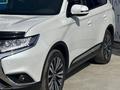 Mitsubishi Outlander 2021 года за 11 500 000 тг. в Семей – фото 2