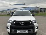 Toyota Hilux 2016 года за 14 900 000 тг. в Алматы – фото 2