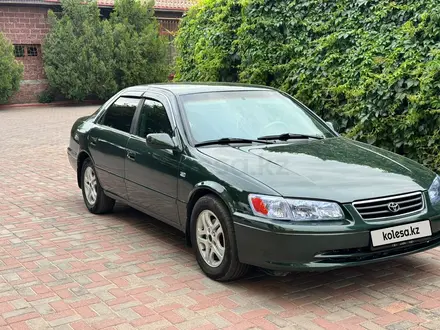 Toyota Camry 2000 года за 3 100 000 тг. в Алматы – фото 6