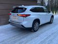 Toyota Highlander 2022 года за 43 000 000 тг. в Актобе – фото 4