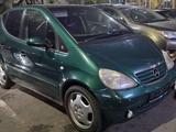 Mercedes-Benz A 190 1999 годаүшін1 600 000 тг. в Алматы
