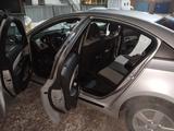 Chevrolet Cruze 2011 года за 3 500 000 тг. в Астана – фото 2