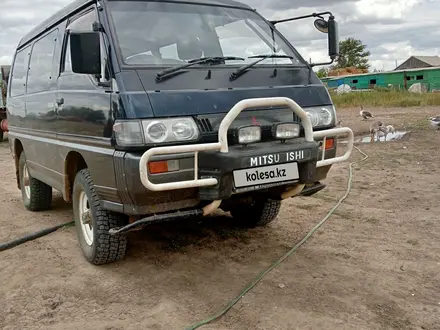 Mitsubishi Delica 1995 года за 1 800 000 тг. в Актобе