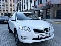 Toyota RAV4 2012 года за 10 200 000 тг. в Атырау