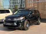 Toyota Highlander Luxe 2017 годаүшін16 200 000 тг. в Астана