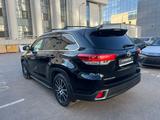 Toyota Highlander Luxe 2017 годаүшін17 050 000 тг. в Астана – фото 2
