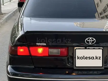 Toyota Camry 1998 года за 3 500 000 тг. в Жанаозен